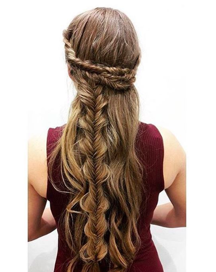 3 Romantic Hairstyles for Valentine's Day - Cute Girls Hairstyles