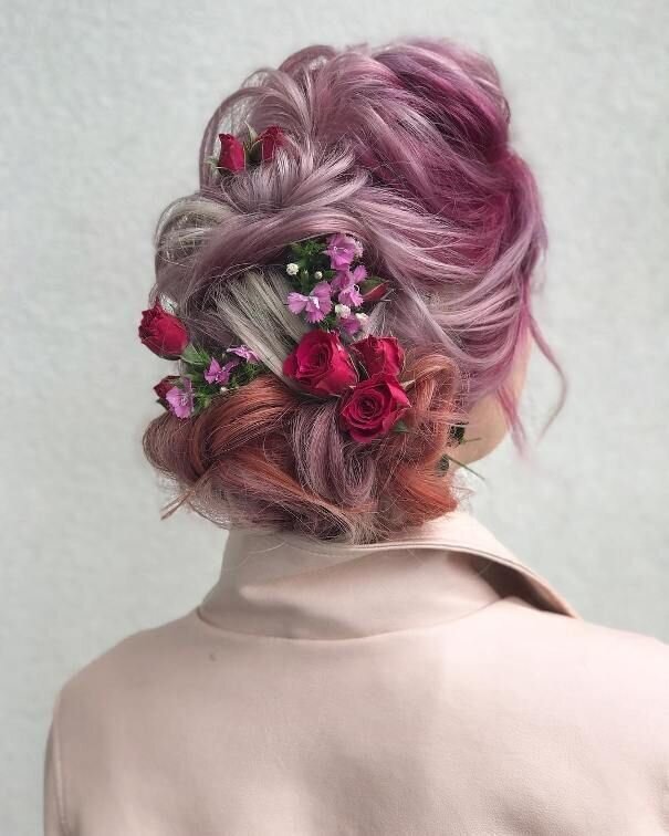 50 Eye-Catching Bridal Hairstyles That Will Make Your Wedding Look  Unforgettable - The Cuddl