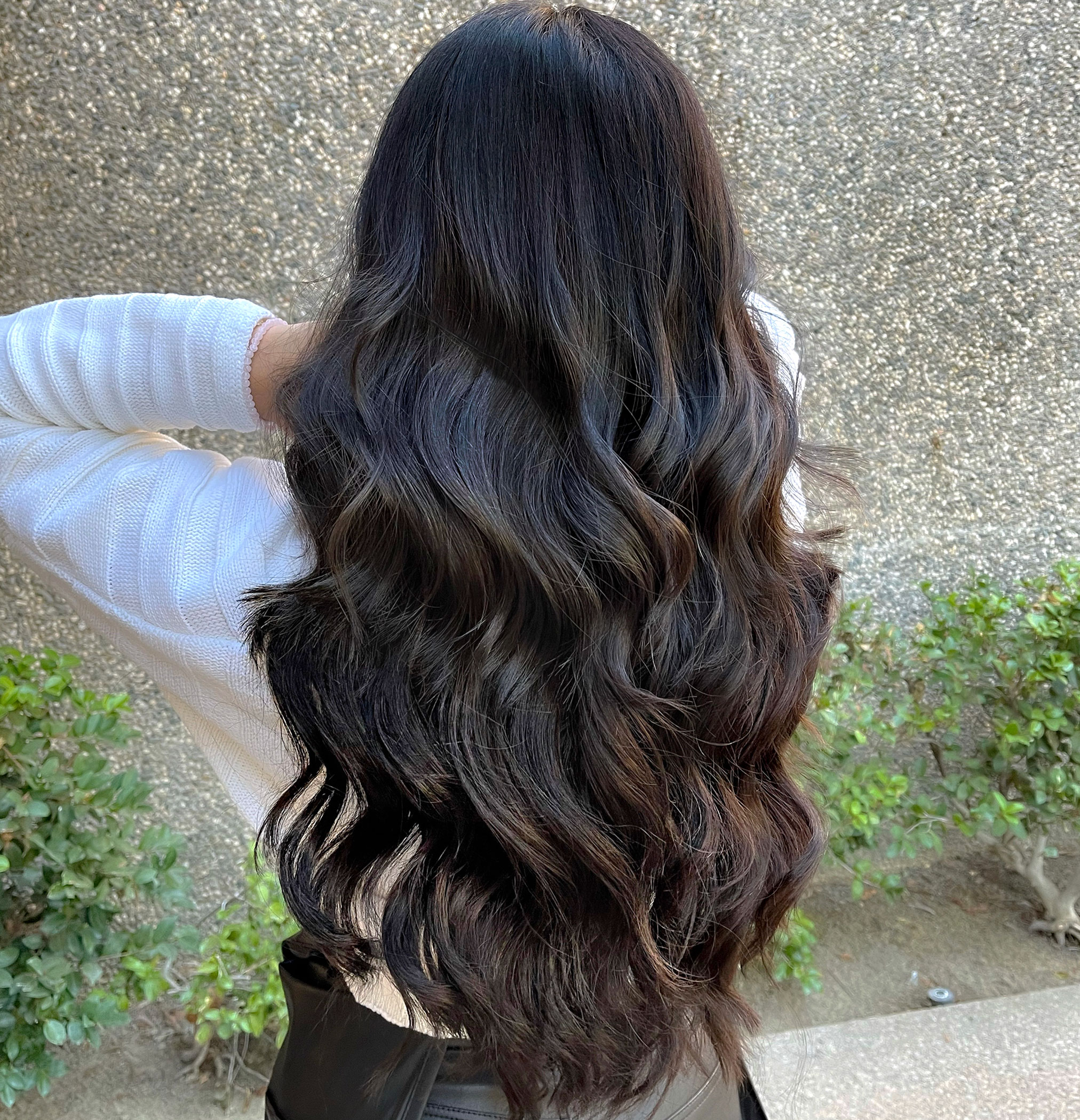 Best Styles for Halo Hair Extensions